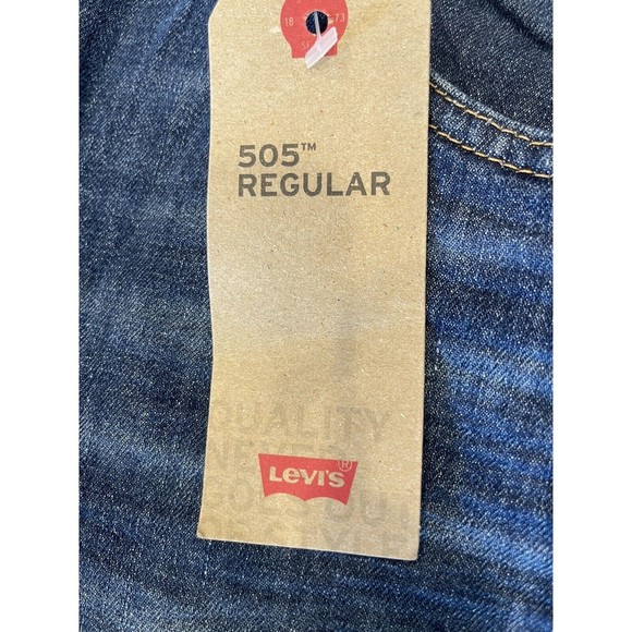 NEW Levis 505 Regular Fit Classic Men’s Jeans Size 40x32 Blue Cotton Den… - Picture 7 of 9